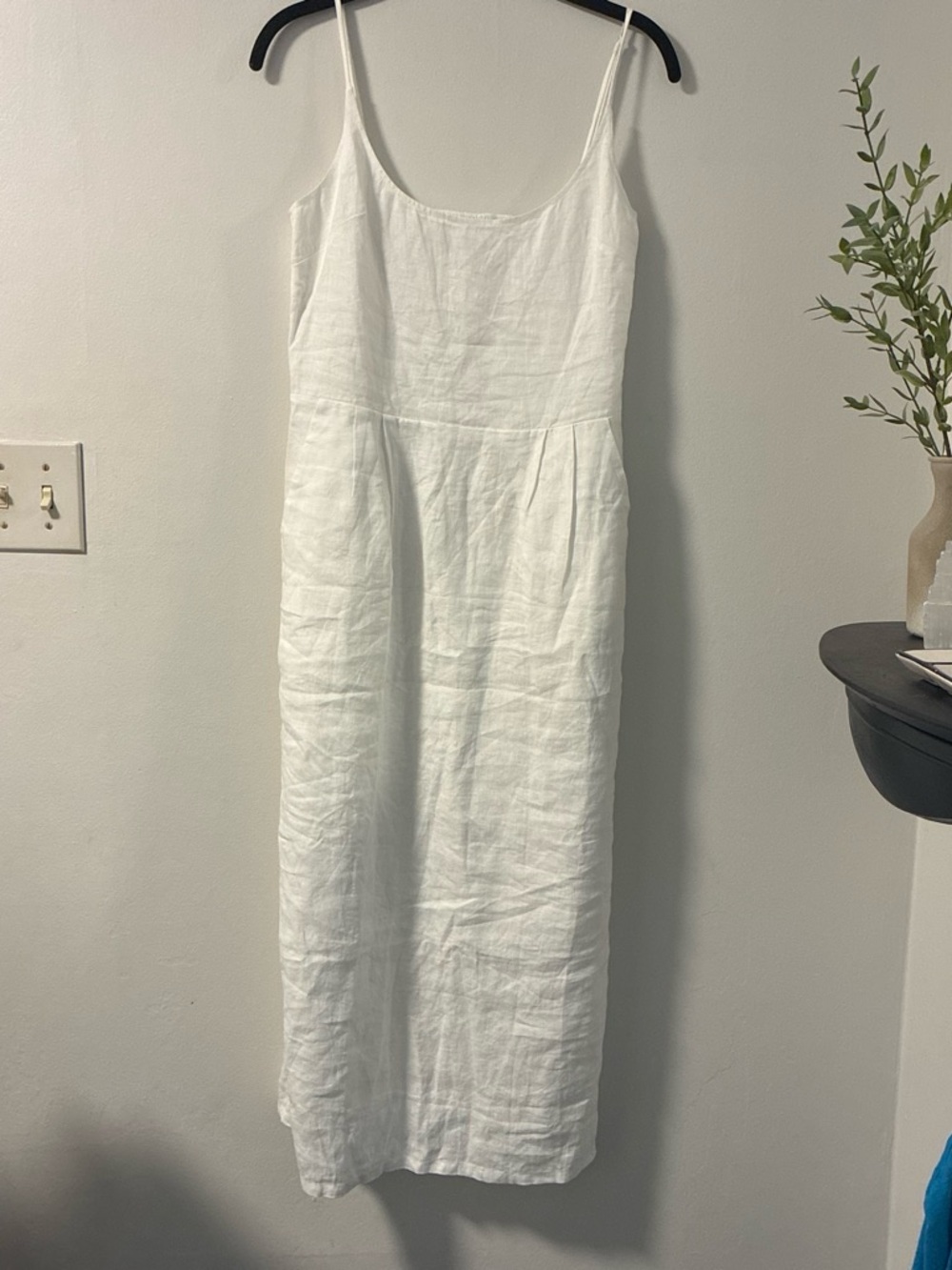 Quince White Linen Dress - Classic Sleeveless Summer Dress